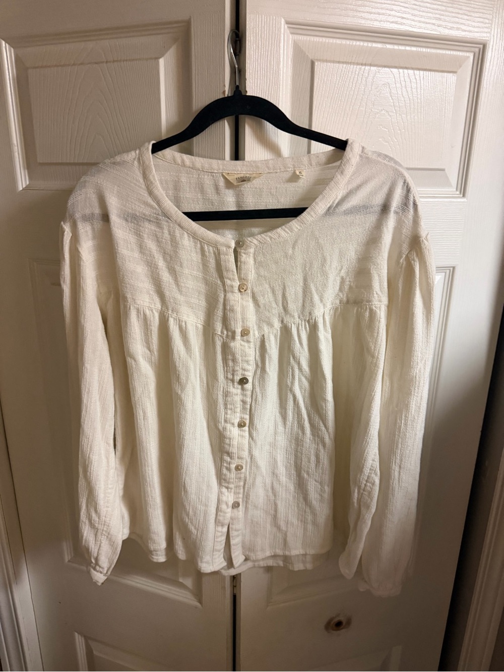 Faherty Cream Button-Front Peasant Blouse